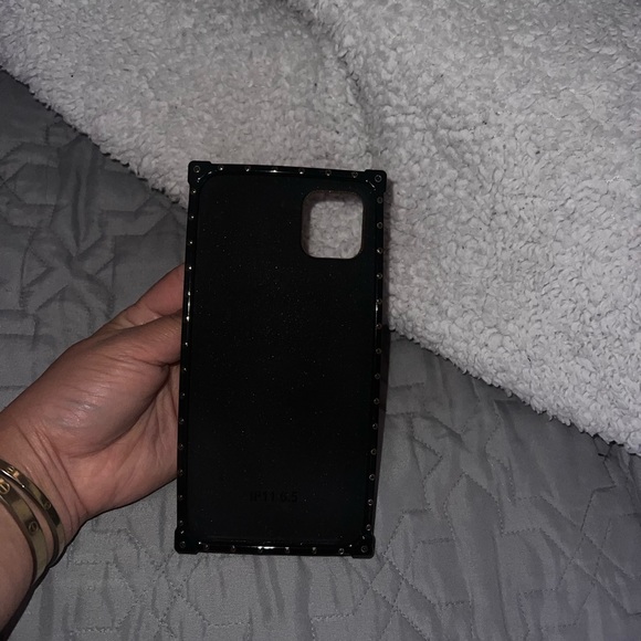 iPhone 11 pro case - Picture 5 of 5